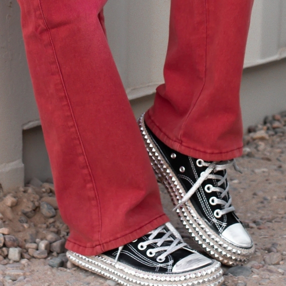 Mi.iM Billie Black Studded Lowtop sneakers 7.5 NWT - Picture 10 of 10